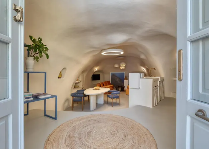 Kore Cave House By Oias Local Cave *