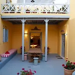Kore Cave House By Oias Local Cave Daire